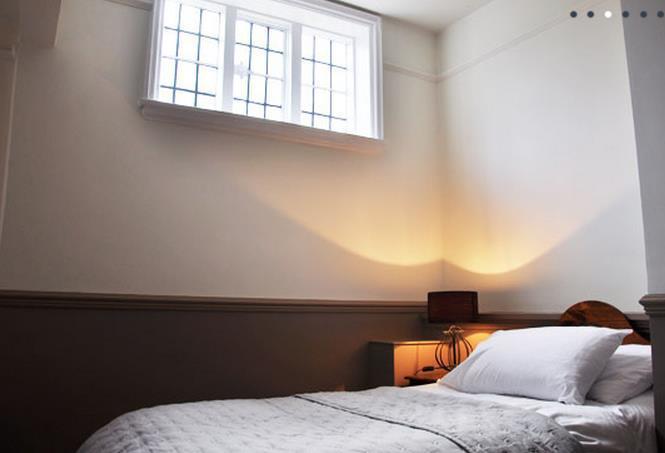 The Crown Inn Benson Room photo